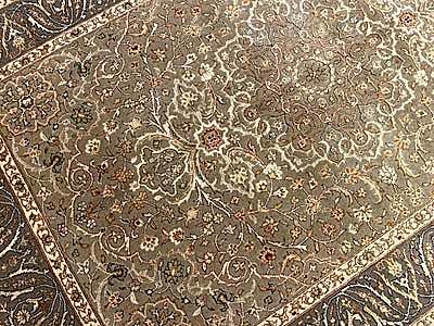 Enderun İpekli Uşak El Dokuma Halı