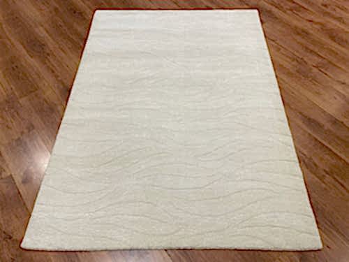 Lori El Dokuma Krem Yün Halı