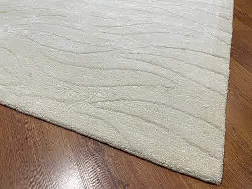 Lori El Dokuma Krem Yün Halı