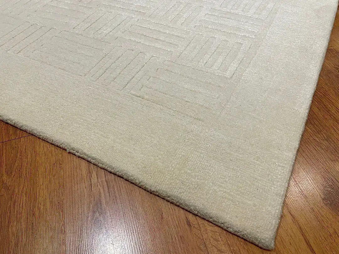 Lori El Dokuma Krem Yün Halı