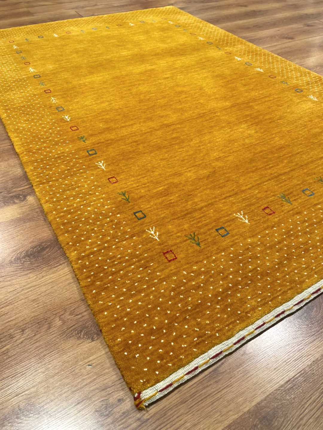 Lori El Dokuma Sarı Yün Halı