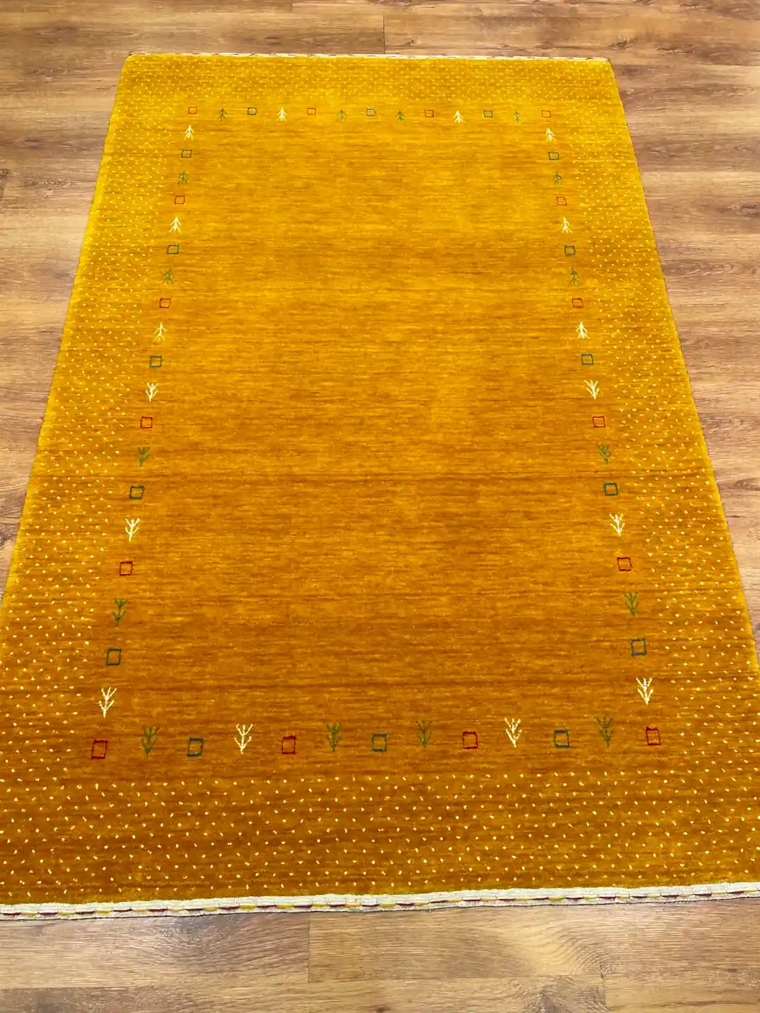 Lori El Dokuma Sarı Yün Halı