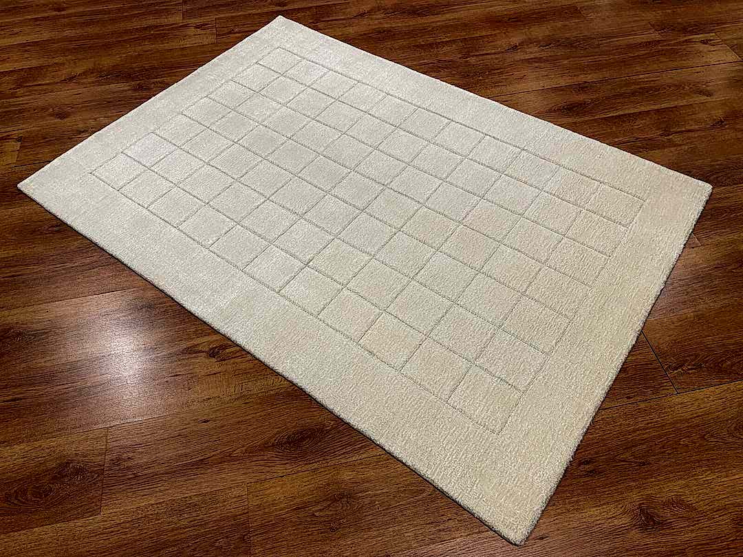 Lori El Dokuma Krem Yün Halı