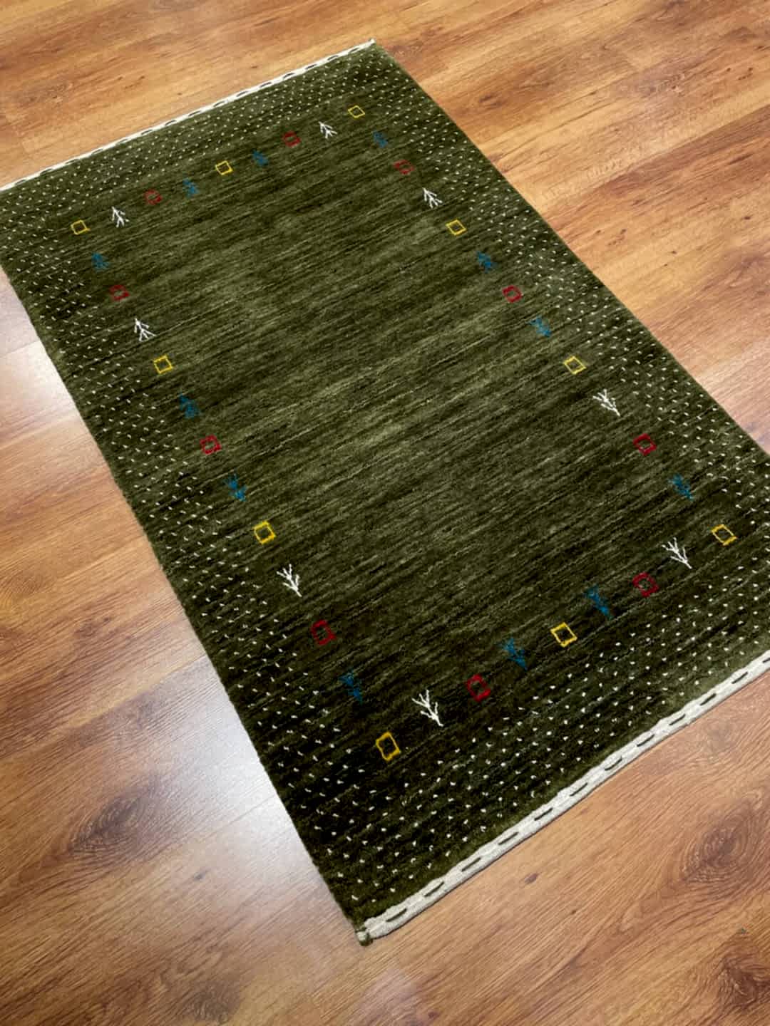 Lori El Dokuma Yeşil Yün Halı