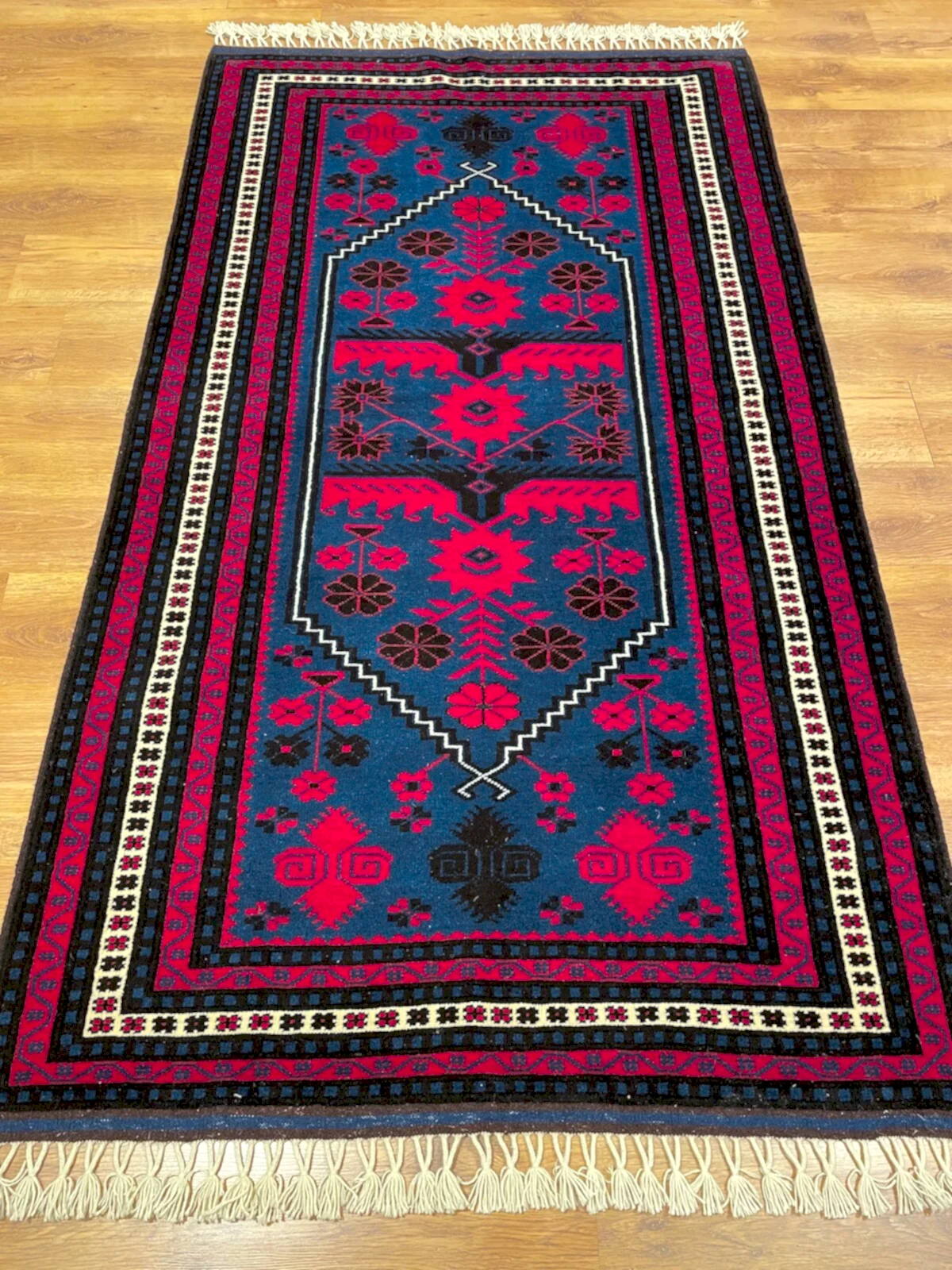 Yağcıbedir El Dokuma Halı