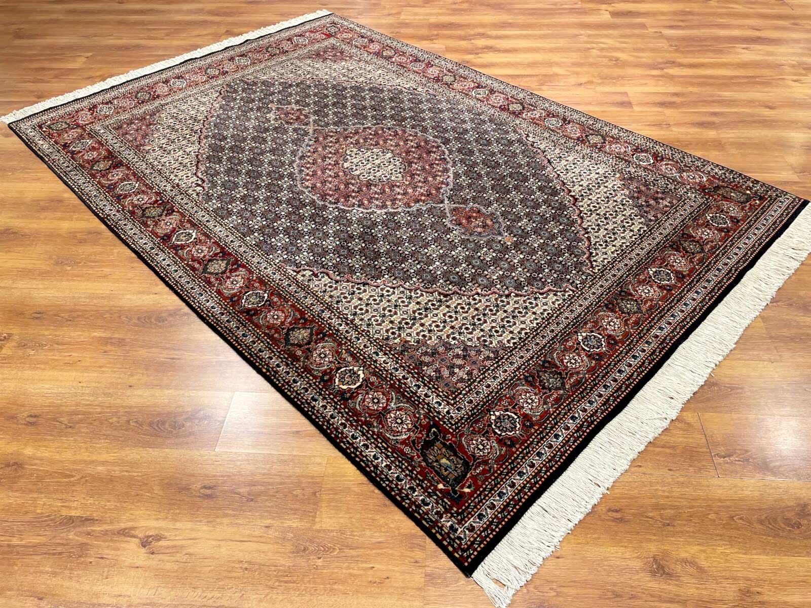 İran Tebriz El Dokuma Halı