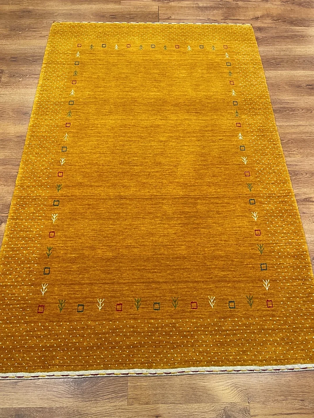 Lori El Dokuma Sarı Yün Halı